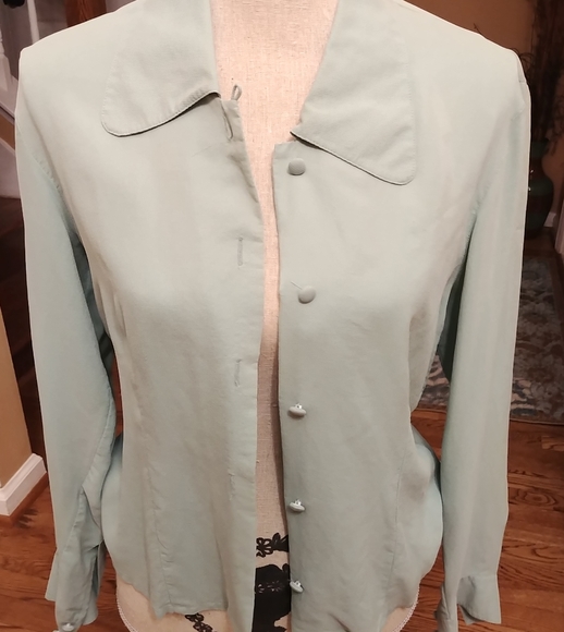 The Limited Size Medium button up top - Picture 1 of 3